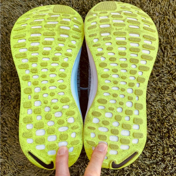 Nike React Infinity Run 4 Running Shoes – Men’s US 9.5 – Light Grey - Picture 5 of 7